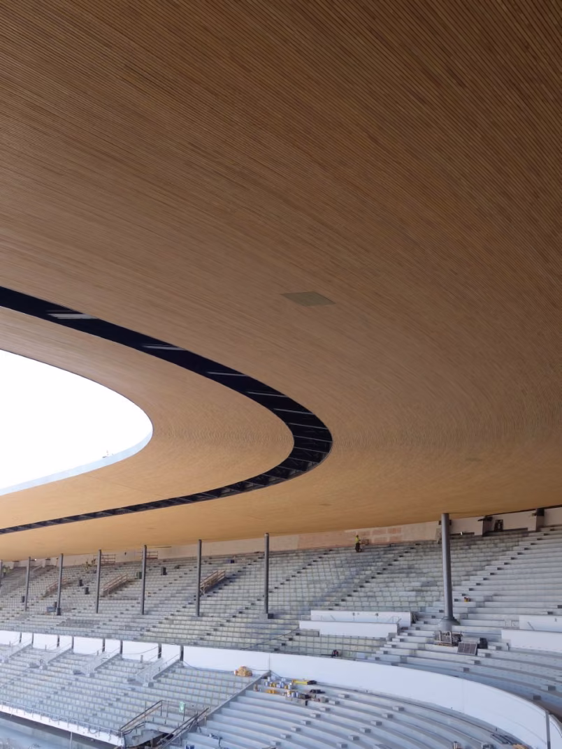 Laminated wooden construction elements