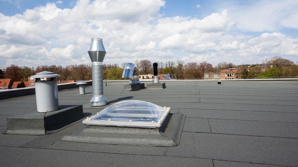 Flat bitumen roof